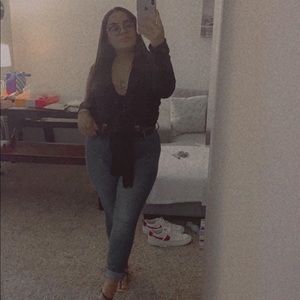 Meet your Posher, Lilibeth